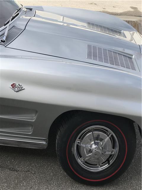 1963 Silver Chevrolet Corvette coupe