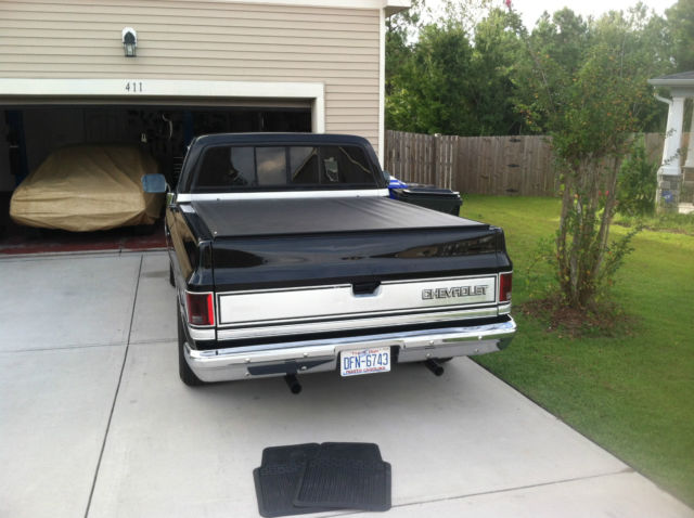 1985 Black Chevrolet C-10