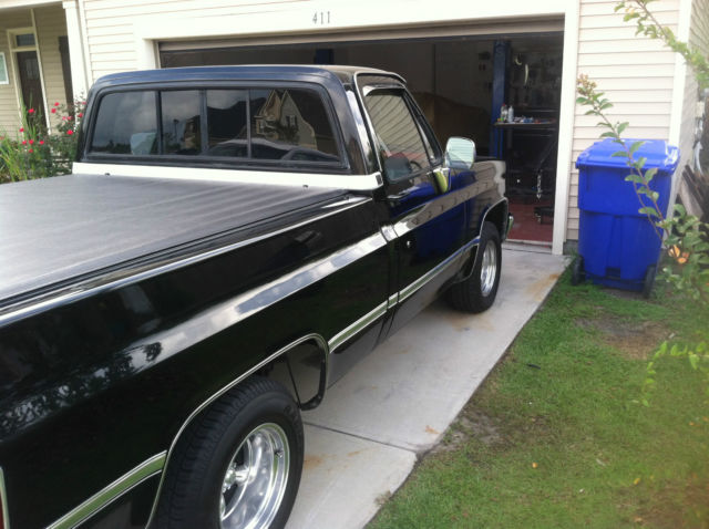 1985 Black Chevrolet C-10