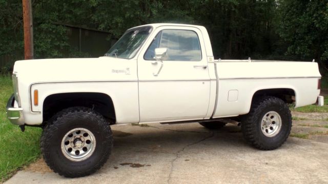 1980 White Chevrolet Silverado 1500 Standard Cab Pickup Truck