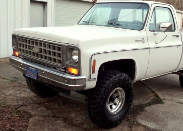 1980 White Chevrolet Silverado 1500 Standard Cab Pickup Truck