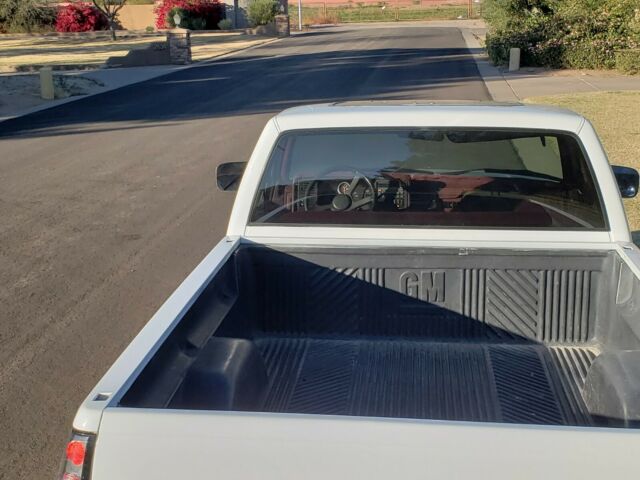 1988 White Chevrolet C/K Pickup 1500 Pickup
