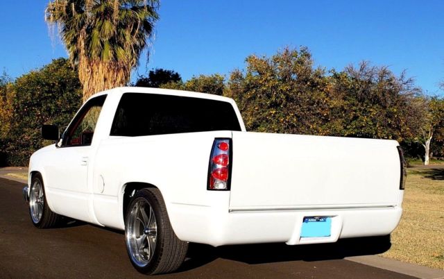 1988 White Chevrolet C/K Pickup 1500 Pickup