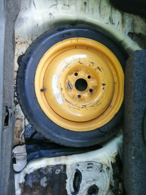 1994 White Nissan GT-R Coupe