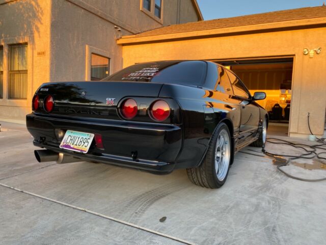 1991 Black Nissan Skyline Coupe