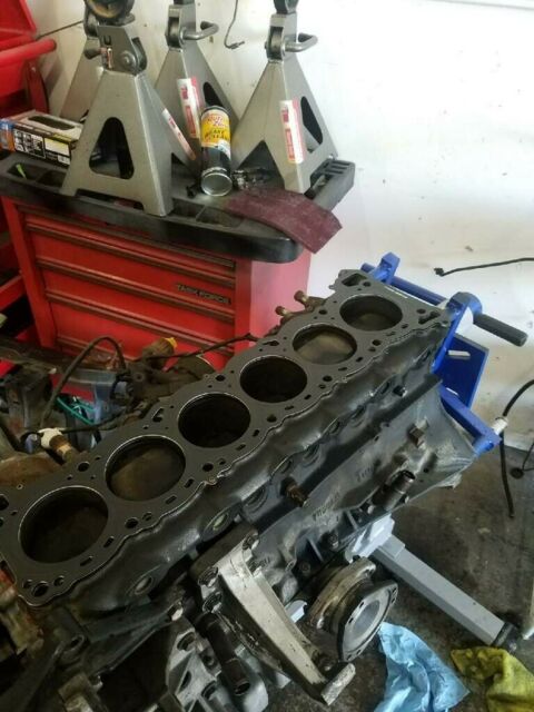 1991 Carnival yellow Nissan GT-R Coupe