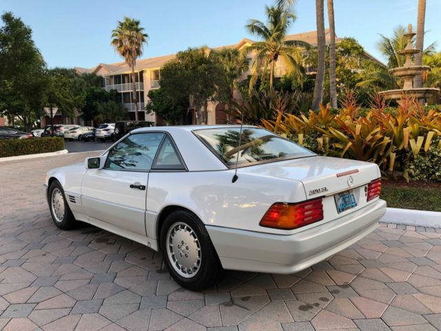 1991 White Mercedes-Benz SL-Class Convertible