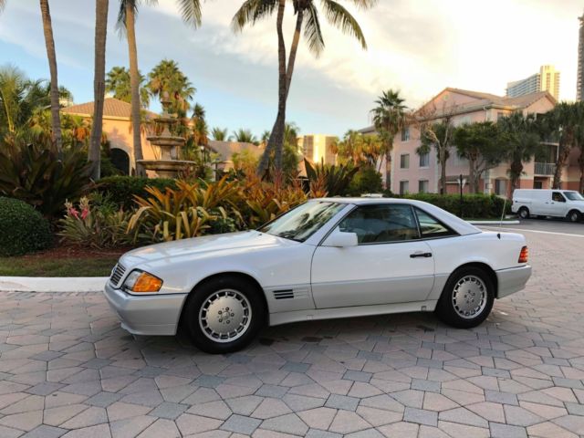 1991 White Mercedes-Benz SL-Class Convertible
