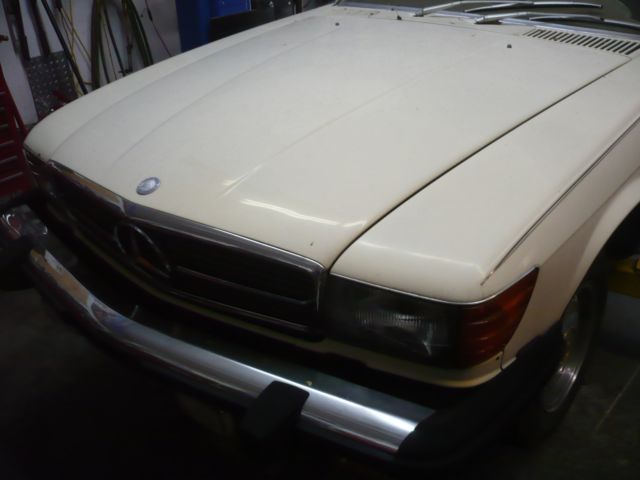 1977 Yellow Mercedes-Benz SL-Class Convertible