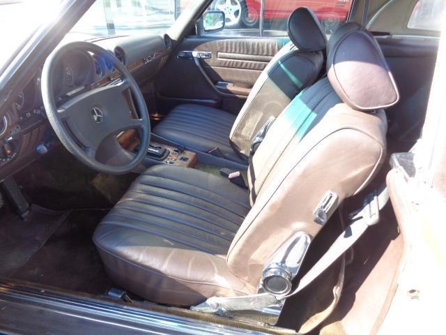 1985 Gold Mercedes-Benz 500-Series Convertible