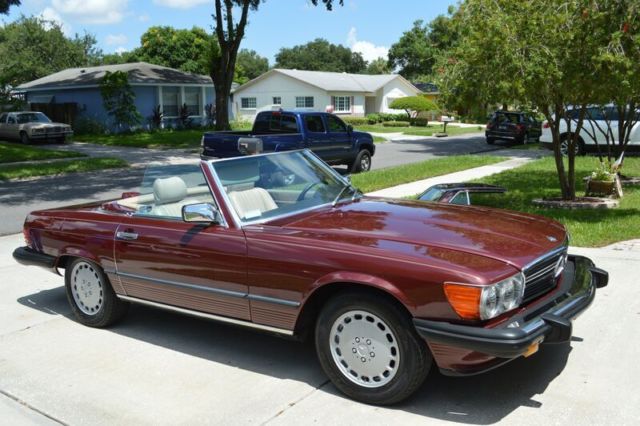 1986 DEEP BURGUNDY Mercedes-Benz SL-Class Convertible