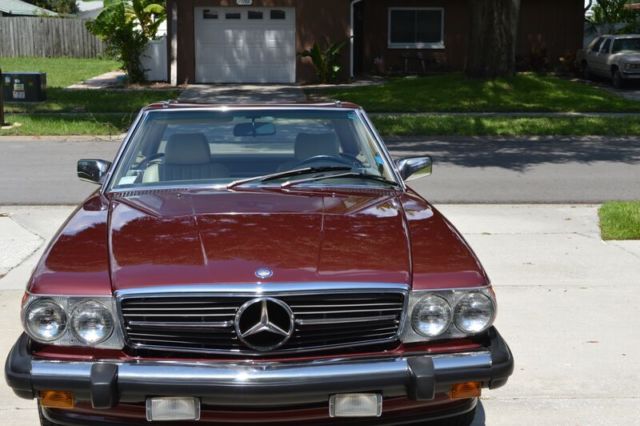 1986 DEEP BURGUNDY Mercedes-Benz SL-Class Convertible