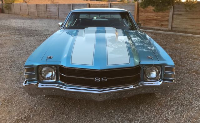 1971 Blue Chevrolet Chevelle Coupe
