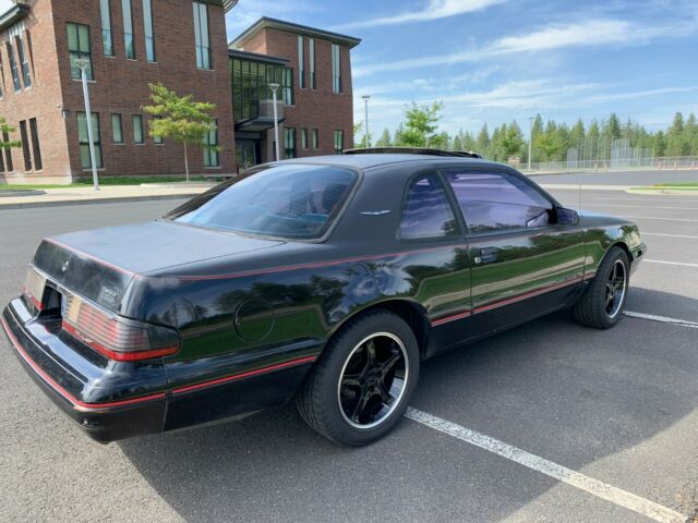 1988 Black Ford Thunderbird Coupe