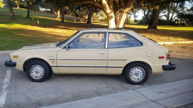1979 Tan Honda Accord Coupe