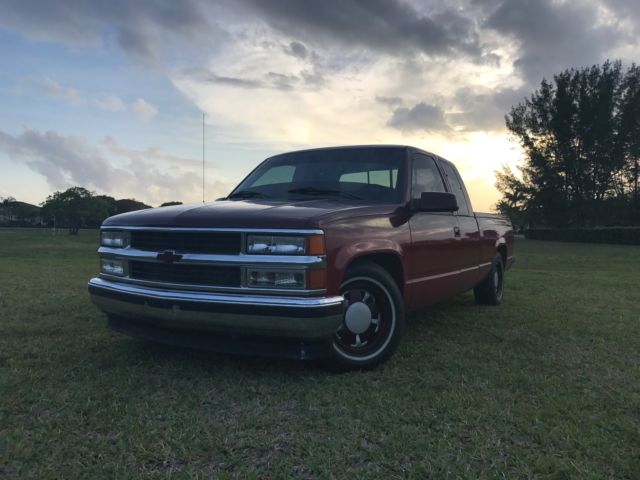 1992 Red Chevrolet C/K Pickup 1500 Extended Cab Pickup