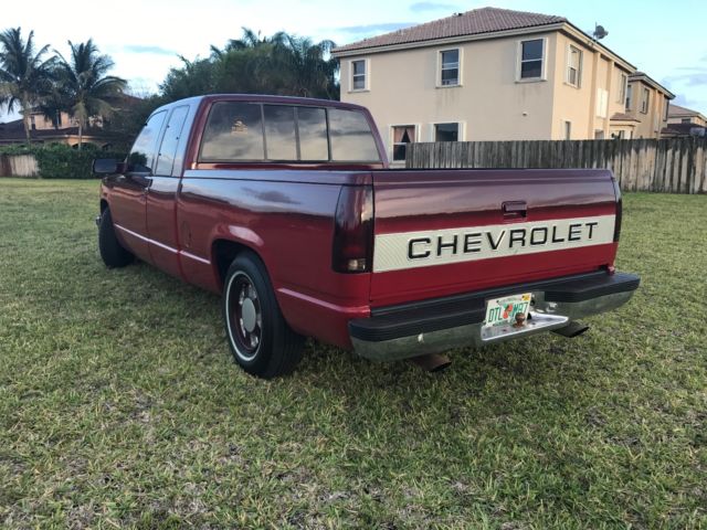 1992 Red Chevrolet C/K Pickup 1500 Extended Cab Pickup