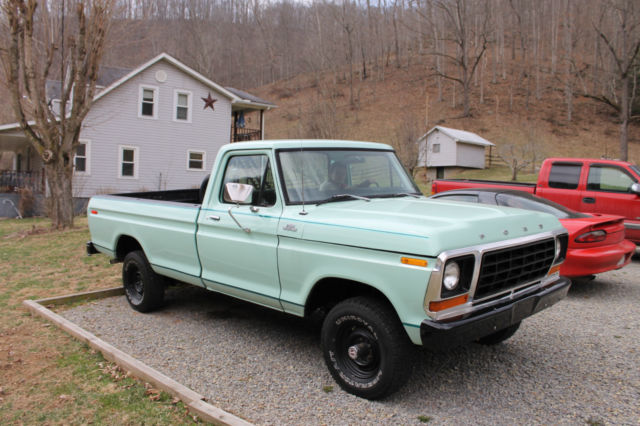 1978 Green Ford F-150 Standard Cab Pickup