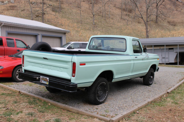 1978 Green Ford F-150 Standard Cab Pickup