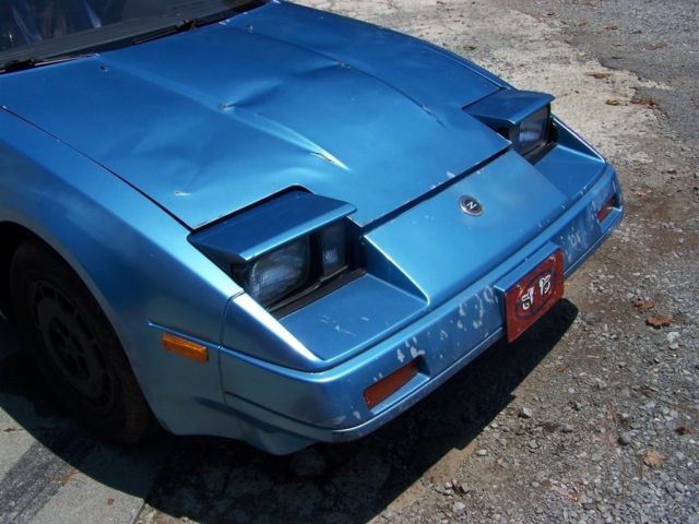 1986 Blue Nissan 300ZX Coupe
