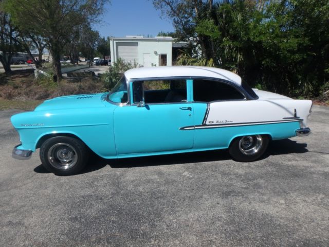 1955 Green / White Chevrolet Bel Air/150/210 Coupe