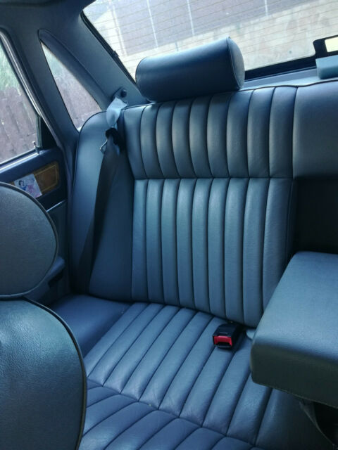 1990 Gray Jaguar XJ6 Sedan