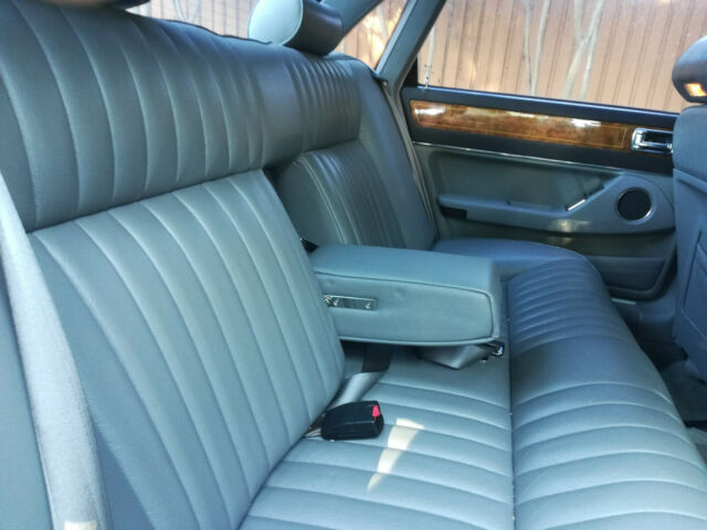 1990 Gray Jaguar XJ6 Sedan