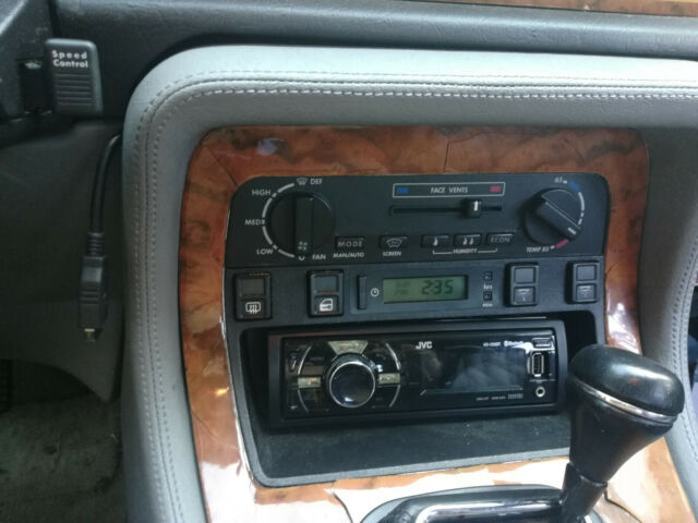 1990 Gray Jaguar XJ6 Sedan