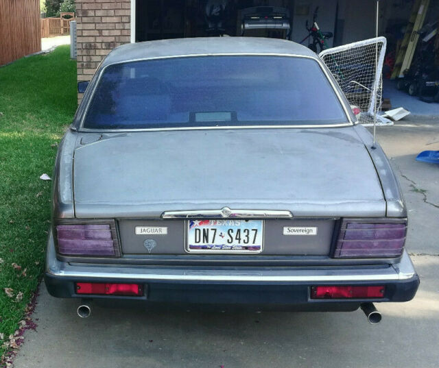 1990 Gray Jaguar XJ6 Sedan