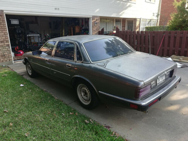 1990 Gray Jaguar XJ6 Sedan