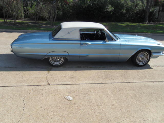 1966 Blue Ford Thunderbird Coupe