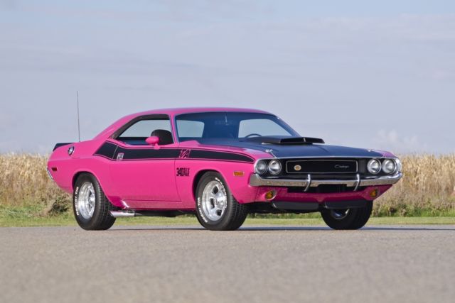1970 Panther Pink Dodge Challenger