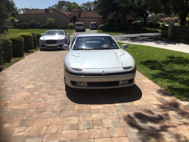 1993 Pearl White Mitsubishi 3000GT Coupe