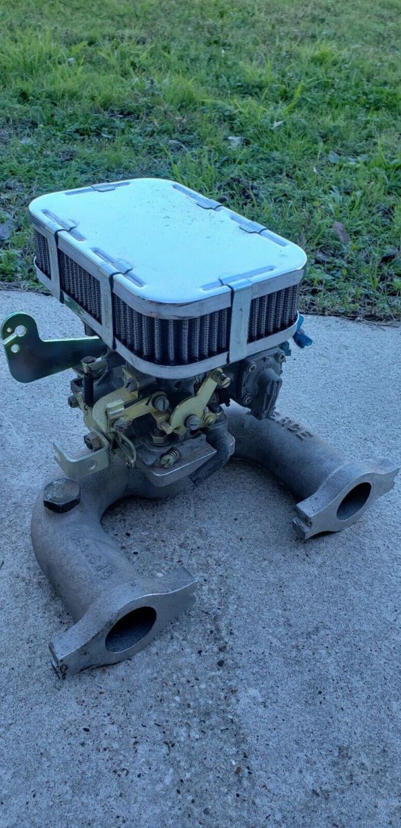 1970 Yellow MG MGB Convertible