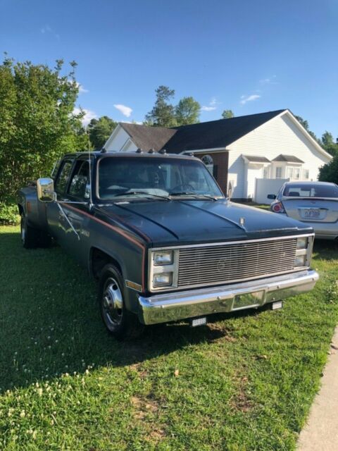 1987 Blue GMC Sierra 3500 Crew Cab Pickup