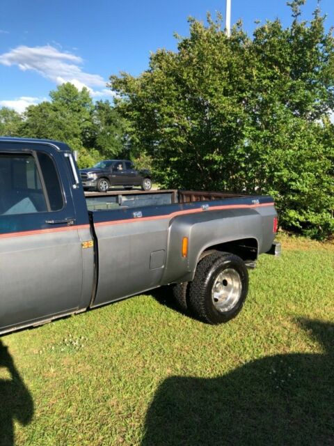 1987 Blue GMC Sierra 3500 Crew Cab Pickup