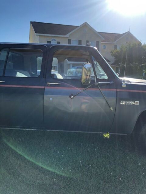 1987 Blue GMC Sierra 3500 Crew Cab Pickup