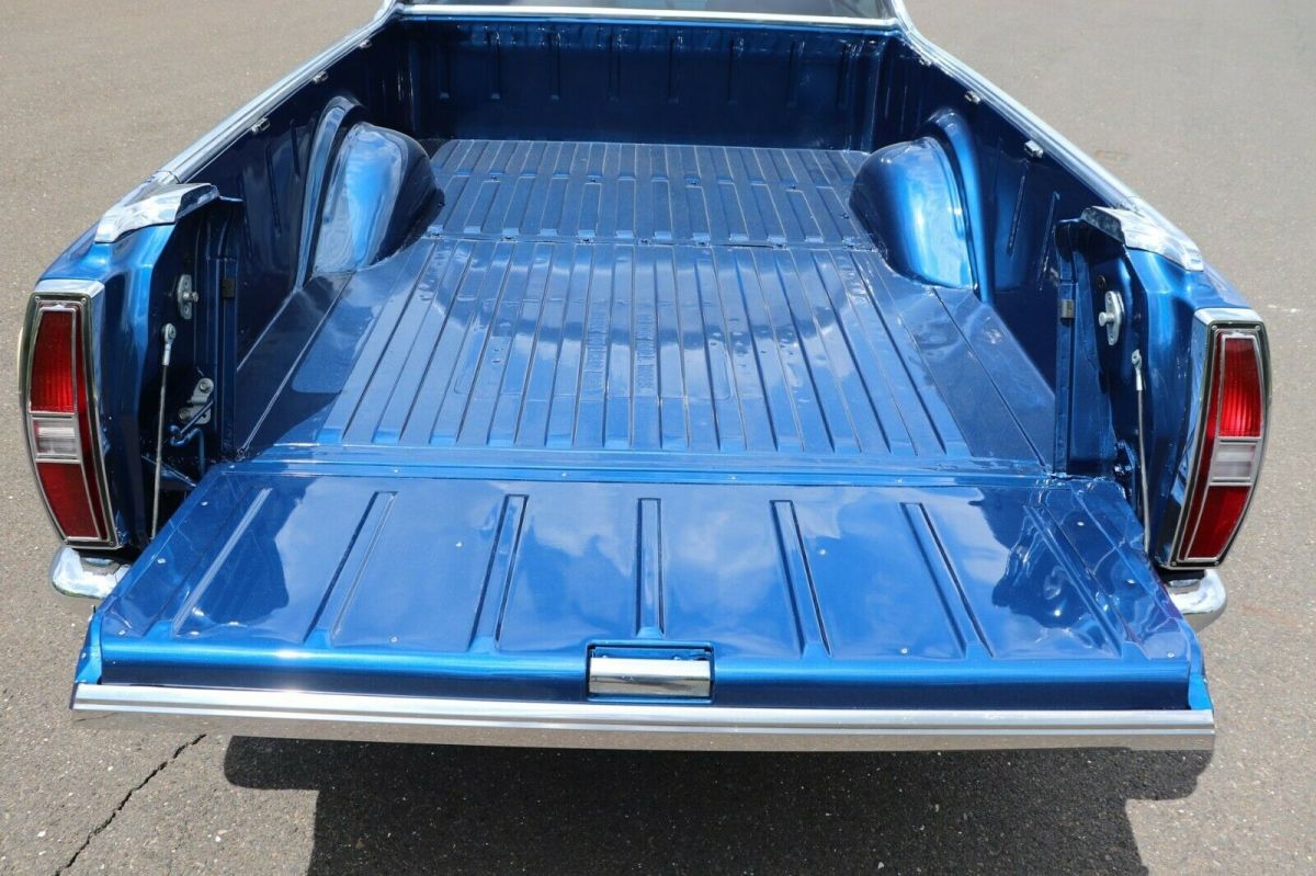 1970 Blue Ford Ranchero truck