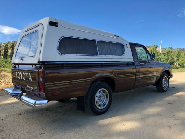 1980 Brown Toyota 2 OWNER SUPER CLEAN LONG BED Standard Cab Pickup