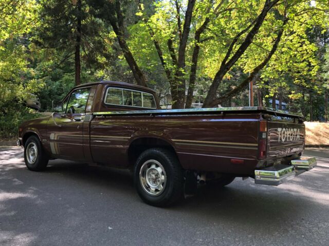 1980 Brown Toyota 2 OWNER SUPER CLEAN LONG BED Standard Cab Pickup
