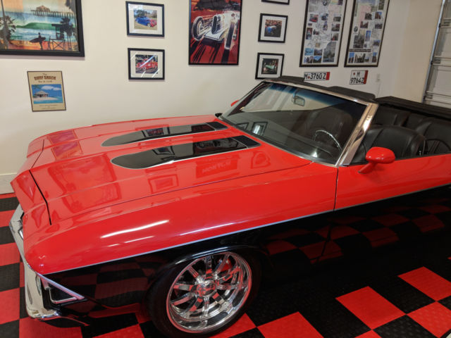 1969 black/red Chevrolet Chevelle Convertible