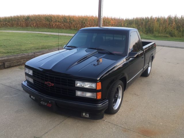 1990 Black Chevrolet C/K Pickup 1500 Standard Cab Pickup