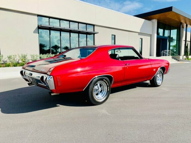 1971 Red Chevrolet Chevelle --