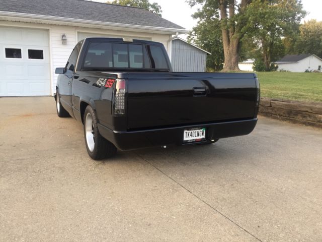 1990 Black Chevrolet C/K Pickup 1500 Standard Cab Pickup