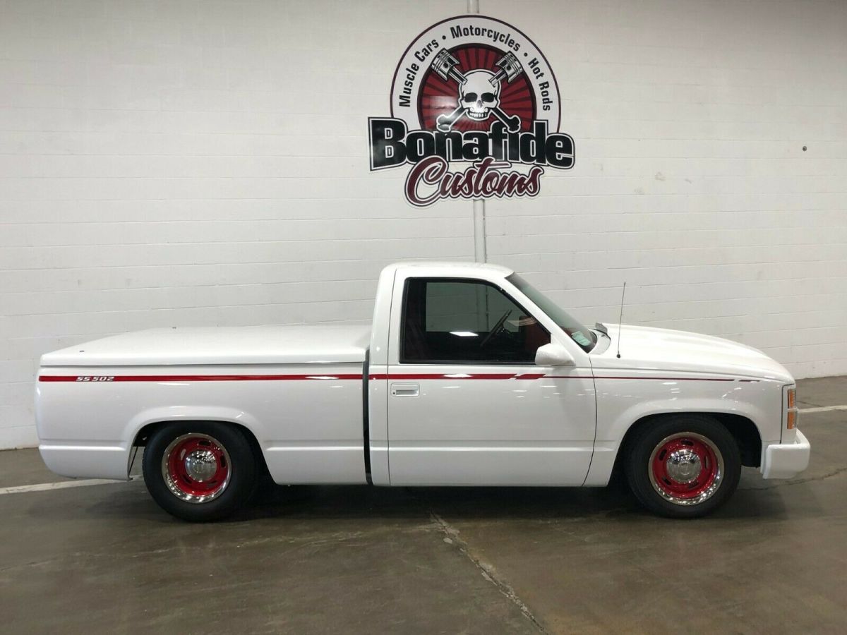 1990 White Chevrolet C/K Pickup 1500 Standard Cab Pickup
