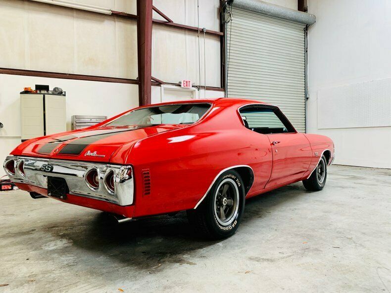 1971 Red Chevrolet Chevelle Coupe