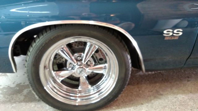 1972 white stripes on PPG sky blue Chevrolet Chevelle