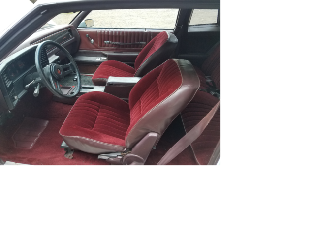 1987 WHITE Chevrolet Monte Carlo