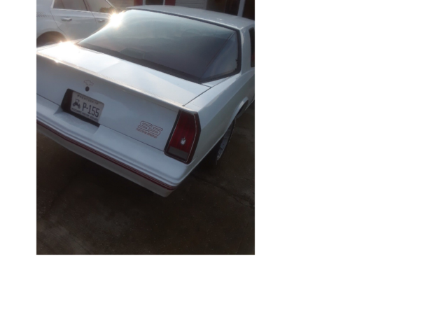 1987 WHITE Chevrolet Monte Carlo
