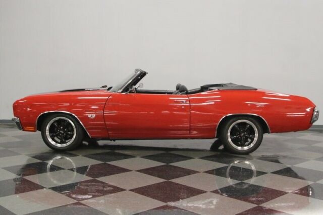 1970 Red Chevrolet Chevelle Convertible